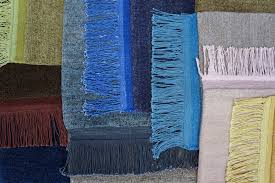 Die verbindung von lyrischen, märchenhaften und modernen designelementen zeichnet die teppiche aus. Reuber Henning Berlin Einzigartige Handgeknupfte Teppiche