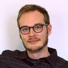 Ruthann Albrecht's Instagram, Twitter & Facebook