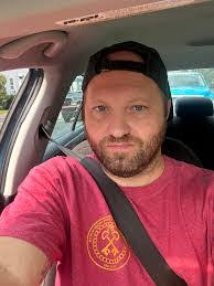 Mark Dally's Instagram, Twitter & Facebook