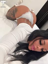 Sapphire.Y  sapphireofficial Nude Leaks OnlyFans Photo 5 - Fapeza