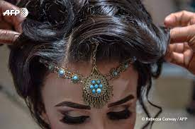 A lot of western women will be very jealous of such beauty! Afghan Beauty Parlours Are A Sanctuary For City Women Afp Com