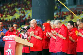 Anda bisa simak, bacain, voting, komen atau download sebagai gambar story/status. Sambutan Ulang Tahun Umno Ke 71