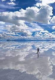 The best and most popular way to visit the salar de uyuni is by taking a 4×4 tour across the salt flats. Salar De Uyuni The World S Largest Salt Flats In Bolivia This Is Where I Want To Go At Some Point In My L Uyuni Salt Flats Places To Travel Bolivia Travel