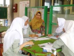 Check spelling or type a new query. English Day Persiapkan Tenaga Kerja Kualitas Global Bloranews