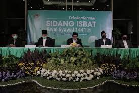 Dan tentunya tetap memperhatikan ukhuwah islamiyah dan menunggu serta menghormati kepetusan pemerintah yang melakukan sidang isbat. Pemerintah Tetapkan Idul Fitri 2020 Jatuh Pada 24 Mei