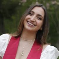 60+ "Becky Bloom" profiles