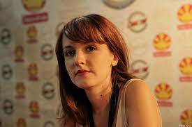 Quelle est la race du chien de liliane dans scene de menage. Justine Le Pottier Wikipedia