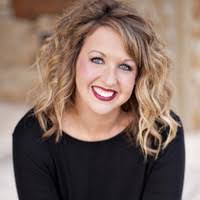 Corrine Schneider's Instagram, Twitter & Facebook