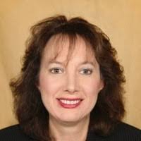 Elise Salisbury's Instagram, Twitter & Facebook