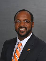 UT Knoxville administrators consider outside job opportunities