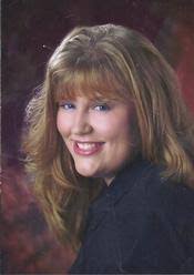 Deana Pierce's Instagram, Twitter & Facebook