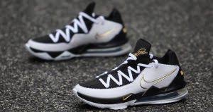 Dust pickup is minimal and the durability of the the materials on the lebron 17 are balanced and work well. A Detailed Look At The Nike Lebron 17 Low Metallic Black Gold Fastsole