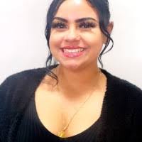 Giselle Flores's Instagram, Twitter & Facebook