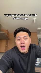 British Guy Tries American Ranch Sauce with British Wings