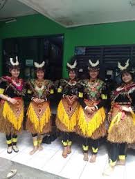 Memiliki pinggul dan paha yang besar terkadang membuat wanita kurang percaya diri. 13 Ide Baju Adat Nusantara 34 Provinsi Baju Pengantin Baju Tari Pengantin