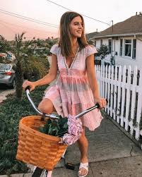 Michelletakeaim Mit Neuem Fahrrad Im Echo Park Outfits Fur Sommer Und Fest Outfit Sommermode Kleidung