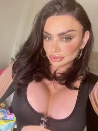 Scottish Brooklyn - Trans - Glasgow - Pollok - BirchPlace