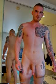 Mark Michaels at Bentley Race | GayMobile.fr