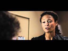 Wesley deeds éum homem de negócios que vê sua vida mudar quando conhece lindsey, uma mãe solteira que trabalha na equipe de limpeza de seu escritório. Filme Da Sessao Da Tarde 20 05 2020 Uma Boa Acao