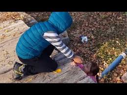 Esma Huma Altug Mert E Kopruden Dusme Sakasi Yapti Altug Mert Cok Korktu Youtube Entertainment Youtube Videolar