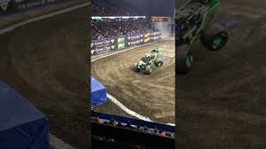 monster jam tax slayer center moline il 4 29 18 youtube