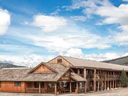 Each room has river deck access and spectacular views. 4 Stanley Lodging Choices Places To Stay Provided By Local Idahoans