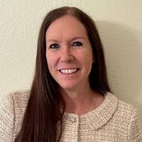 Suzanne Hensley's Instagram, Twitter & Facebook