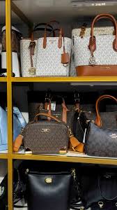 Available Onhand Coach Teri shouleder bag small 🔥