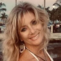 Darlene Maul's Instagram, Twitter & Facebook