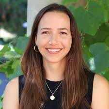 Brianna Booth's Instagram, Twitter & Facebook