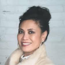 Eileen Brader's Instagram, Twitter & Facebook