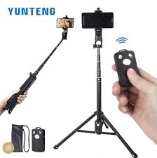 Namun penggunaan handphone atau tablet untuk bermain game secara terus menerus tanpa bantuan stick berpotensi membuat layar touchscreen kehilangan kemampuan terbaiknya. Handphone Selfie Stick Tripod Photography Camera Accessories Tripods On Carousell