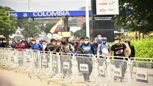 Según un estudio realizado por invamer, si las elecciones presidenciales fueran mañana gustavo petro sería el nuevo jefe de estado ganando en primera y segunda vuelta. Colombianos En Desacuerdo Con Permiso Temporal De 10 Anos A Venezolanos Segun Encuesta El Chimbombo Digital