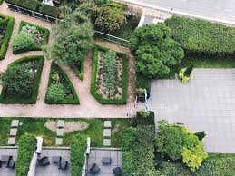 The rooftop garden was designed by vancouver landscape architect cornelia hahn oberlander. View From Above Of One Of The Two Rooftop Gardens Picture Of Fairmont Waterfront Vancouver Tripadvisor