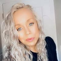 70+ "Vicki Roach" profiles