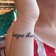 Sabrina ricci has uploaded 579 photos to flickr. Wrist Tattoo Saying Carpe Diem On Weedma