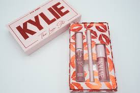 The lawsuit, filed june 30, 2021, alleges that kylie cosmetics shared seed beauty's trade secrets and intellectual property and. Kylie Cosmetics Valentine Collection 2019 Review Beautymone