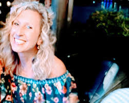 Rhonda Landis's Instagram, Twitter & Facebook