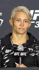 Amanda Lemos's daughter knows what mom goes through in her fight career  #UFC313 🎥🎙️: @doublegontv