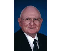 Everett Fitzgerald's Instagram, Twitter & Facebook