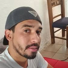 Israel Solis's Instagram, Twitter & Facebook