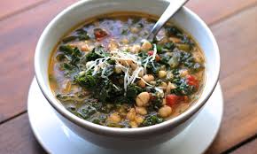 White Bean Kale Tomato Soup I M So Excited I Found This I Has A White Bean Soup At Whole Foods This Week Tomato Soup Recipes Kale Soup Recipes Soup Recipes