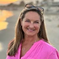 Kerry Quick's Instagram, Twitter & Facebook