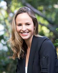 Shelley Rapp's Instagram, Twitter & Facebook