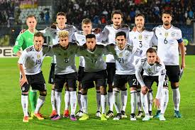 Can und gündogan sind deutsche und fertig. Aufstellung Heute Abend Im Neuen Dfb Trikot 2017 Deutschland Gegen Italien