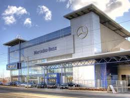Pin De Mercedes Benz 21 000 Pins En Mercedes Benz Dealerships Showrooms Arquitectura Industrial Arquitectura Arquitectonico