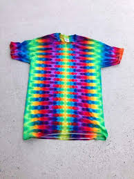 There are 108 cool tie dye designs for sale on etsy, and they cost $8.36 on average. 53 Cool Tie Dye Shirt Patterns The Funky Stitch Tie Dye Shirts Patterns Tie Dye Patterns Diy Diy Tie Dye Shirts