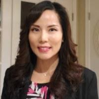 Esther Parsons's Instagram, Twitter & Facebook