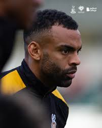 21' Ethan Cairns has picked up a knock and is replaced by Bradley Chikomo