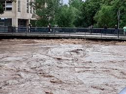 Hey leute in meinem kanal handelt es sich um unwetter , tornados , erdbeeben und noch mehr katastrophen die jederzeit passieren können in deutschland und auc. Pkfgmoabflkttm